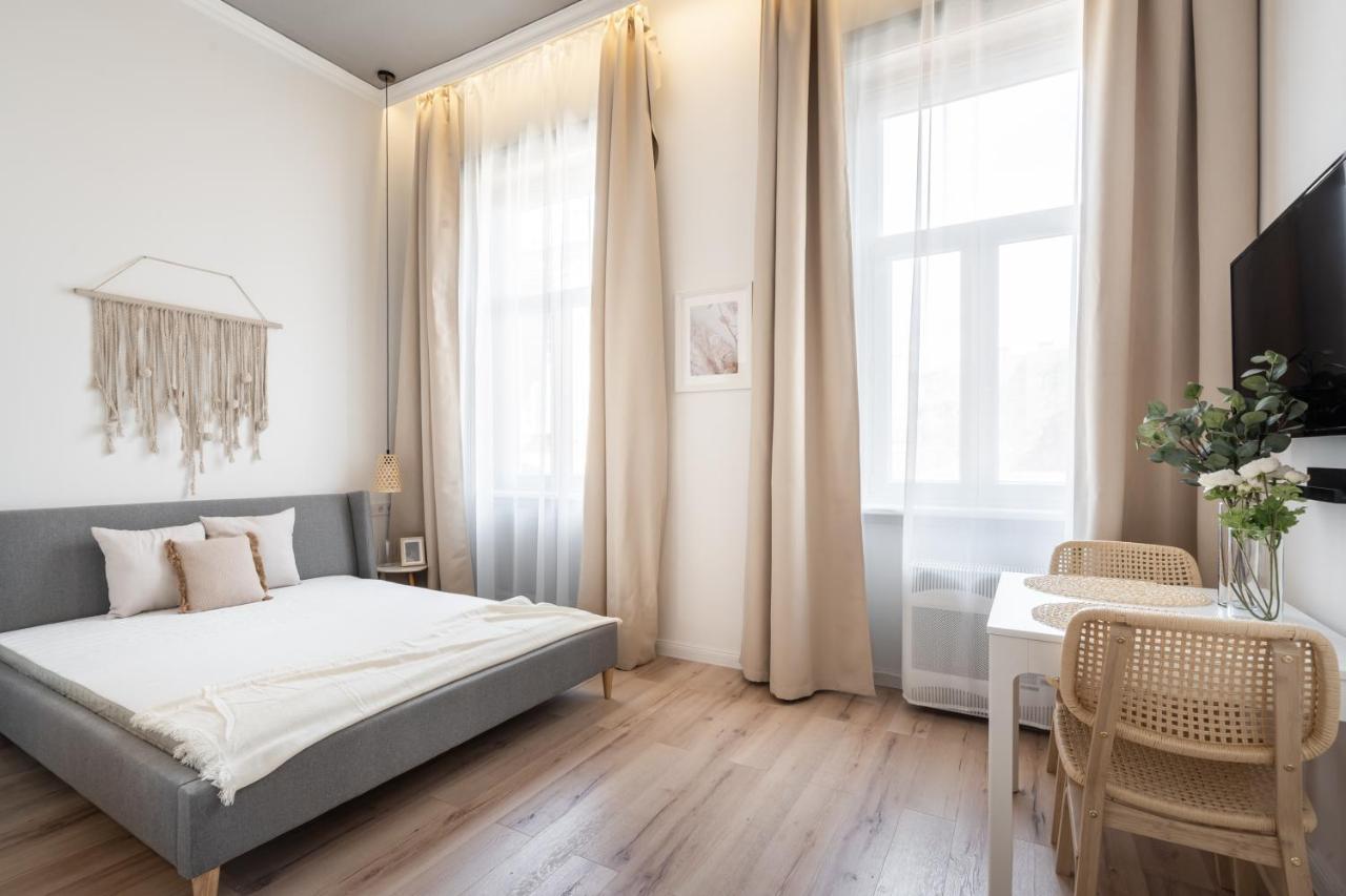 A62 - Akacfa Street Central Residence - Best Location By Bqa Budapest Eksteriør bilde