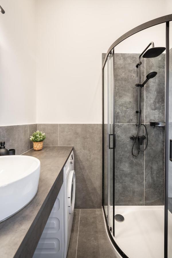 A62 - Akacfa Street Central Residence - Best Location By Bqa Budapest Eksteriør bilde