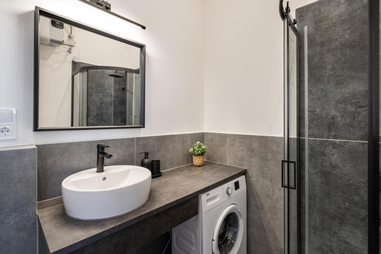 A62 - Akacfa Street Central Residence - Best Location By Bqa Budapest Eksteriør bilde