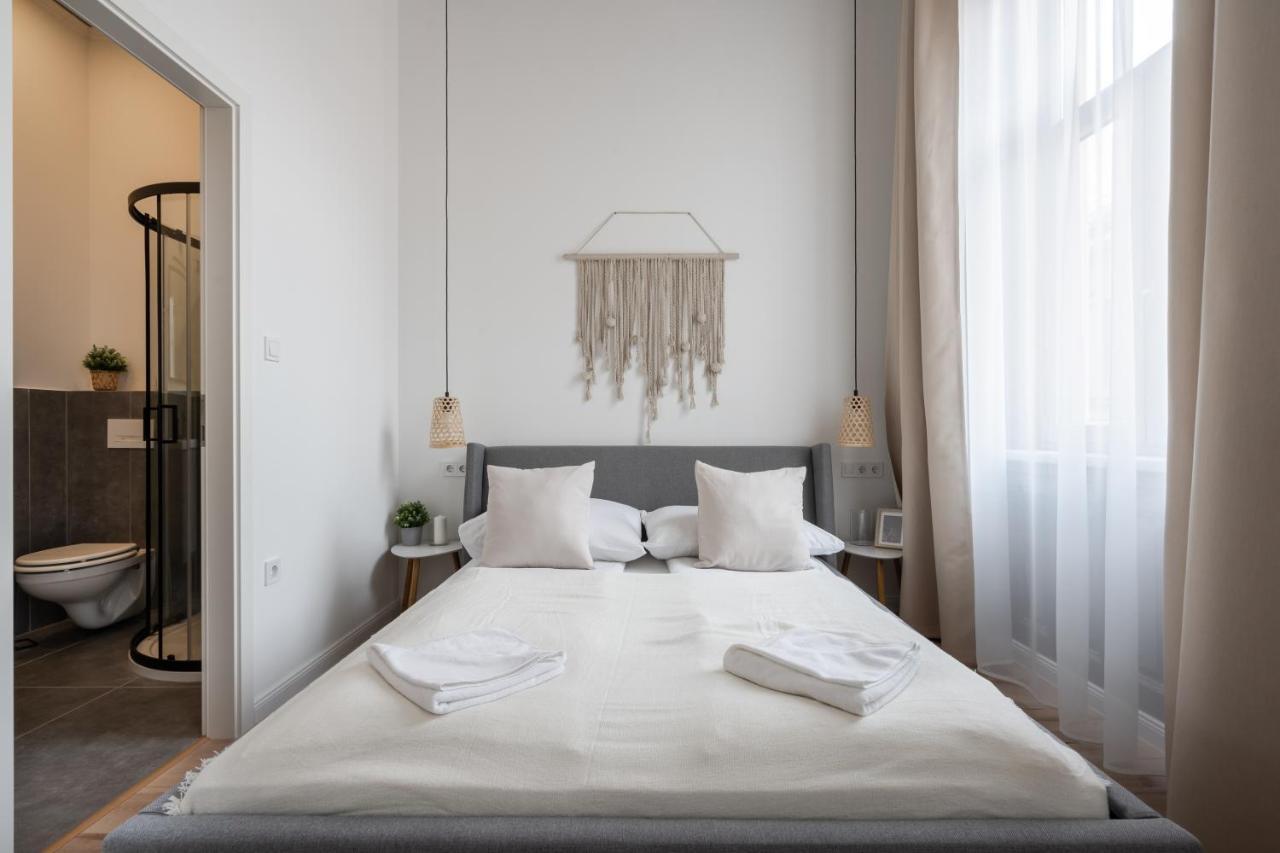 A62 - Akacfa Street Central Residence - Best Location By Bqa Budapest Eksteriør bilde