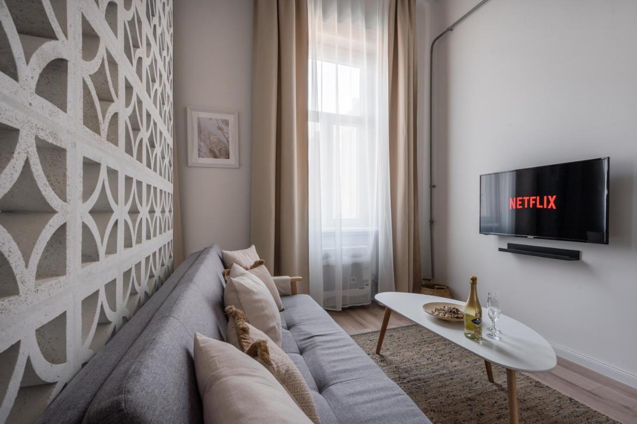 A62 - Akacfa Street Central Residence - Best Location By Bqa Budapest Eksteriør bilde